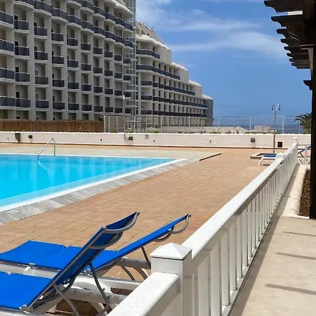 Cozy Close To Fanabe Beach, Tenerife Apartment *